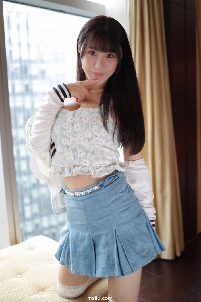 性感少女朱可儿上演短裙诱惑，露出肥臀引人后入(14)