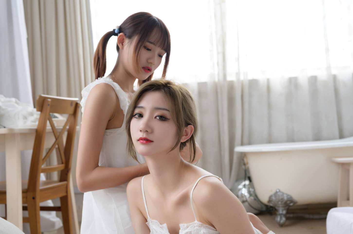 图片[4]-【免费】弹尤克里里的双马尾齐刘海女孩【35P】20024-小春日