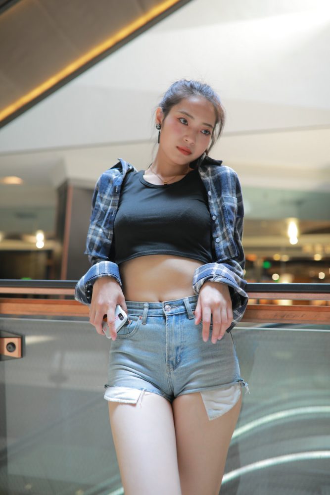 J2070 938P7V-24.1GB-小春日