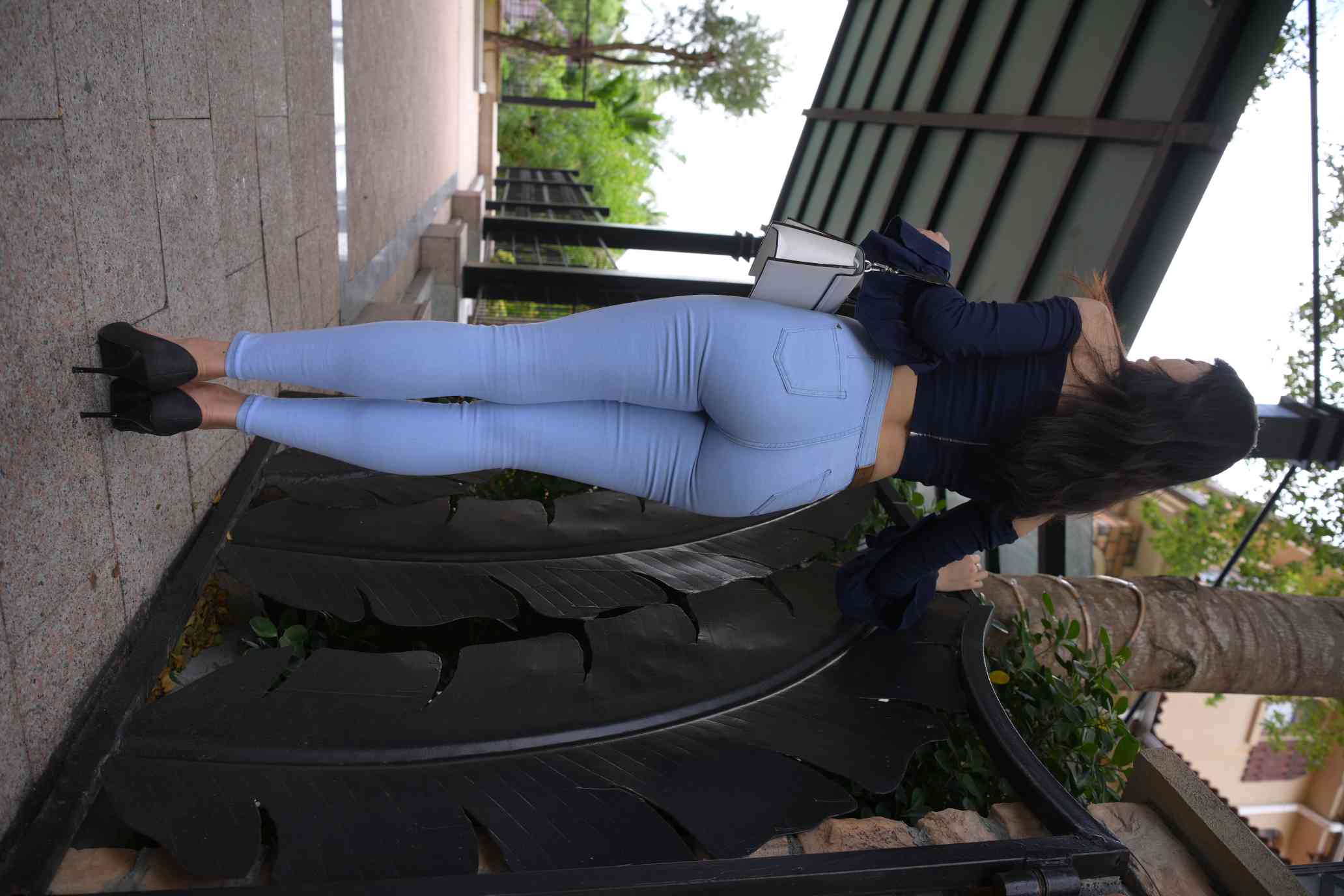 图片[3]-紧身牛仔裤女生【1127P】04027-小春日