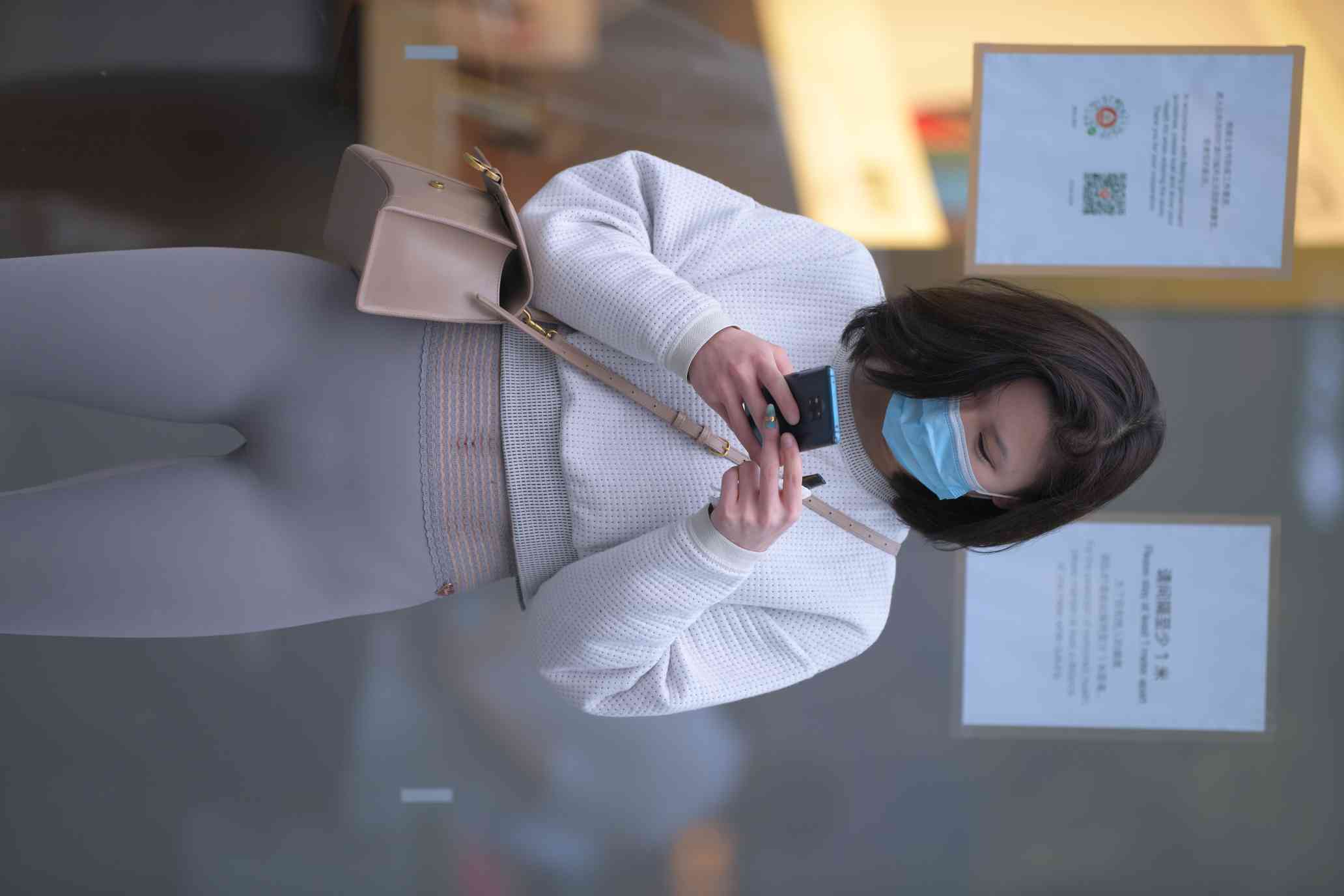 图片[3]-身材很好的短发瑜伽裤姑娘【157P】04015-小春日