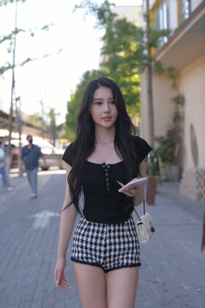 J3206 671P-14.5GB-小春日