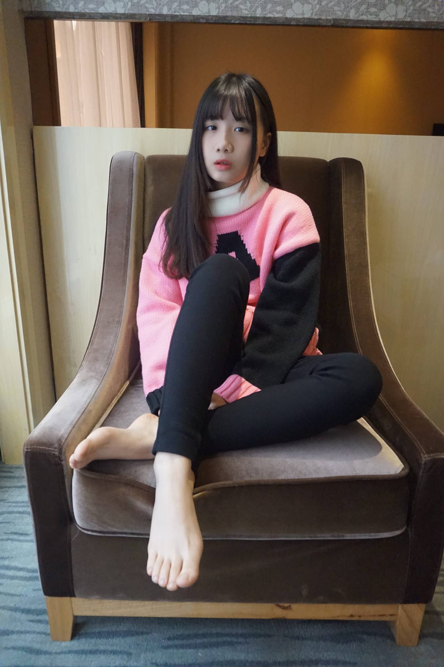 图片[1]-齐刘海的长发女孩【70P】20016-小春日