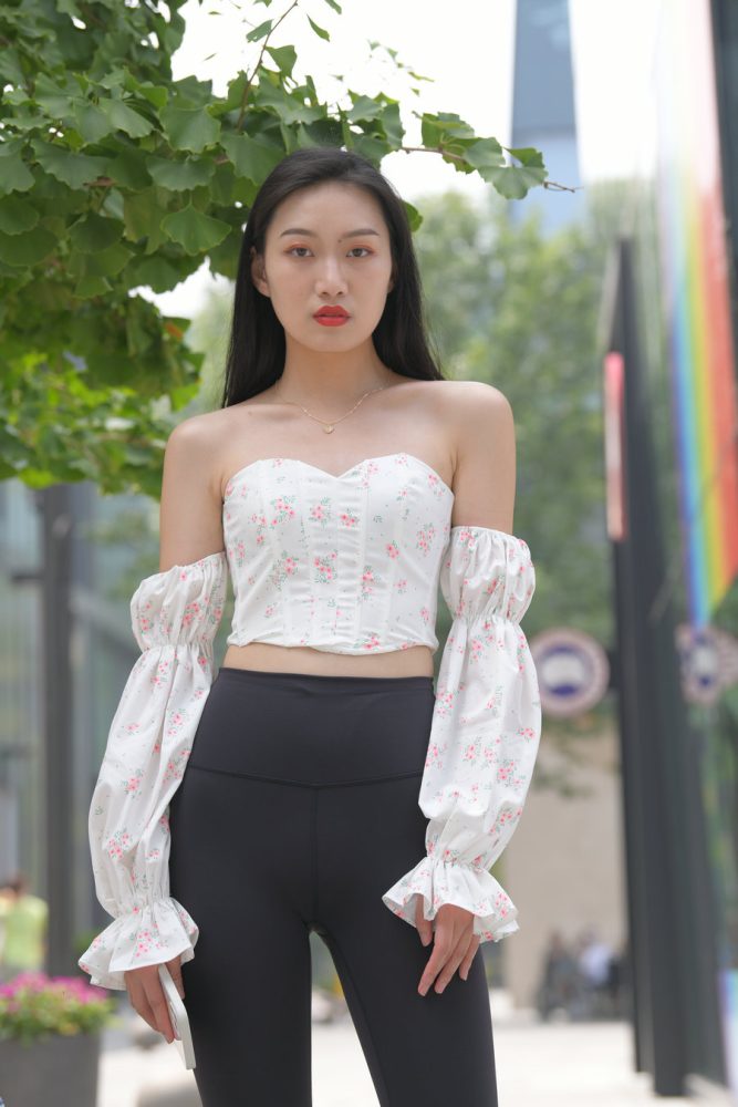 黑色瑜伽裤女孩J2212 740P1V-23.6GB-小春日