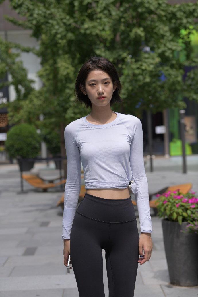 图片[1]-短发长腿的女生J2791 292P-5.71GB-小春日