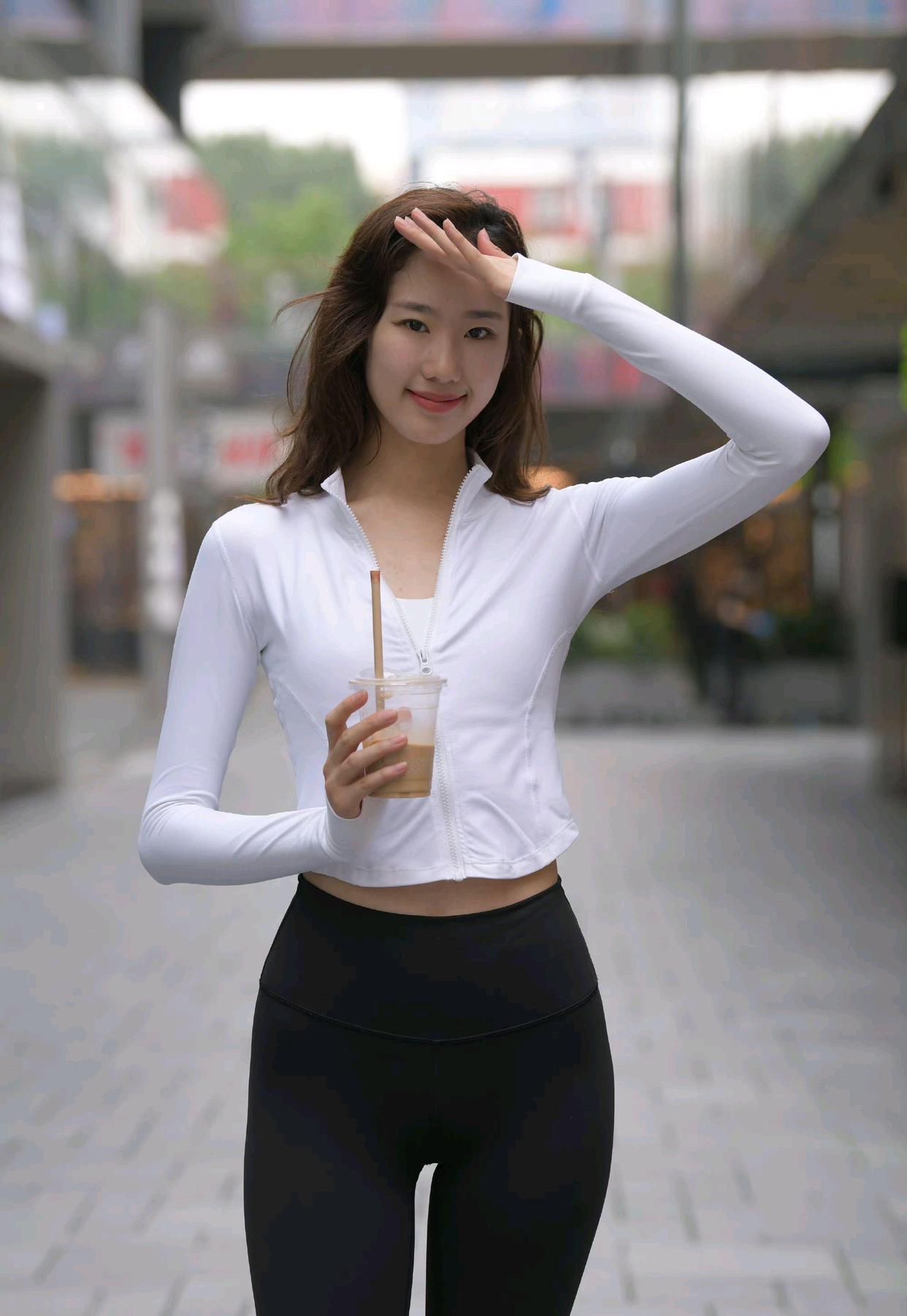 图片[4]-像刘亦菲的黑色瑜伽裤女孩J2237 340P1V-14.8GB-小春日