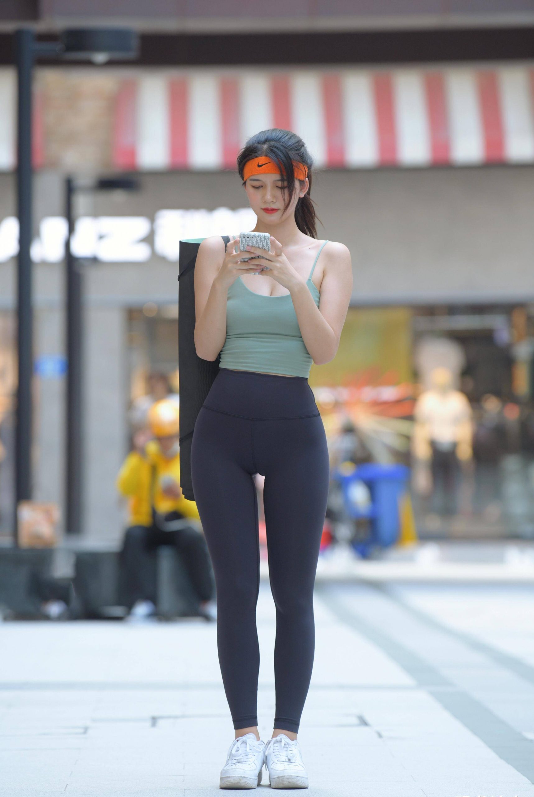 图片[2]-非常酷的瑜伽裤女孩 J1795 899P1V-29.1GB-小春日