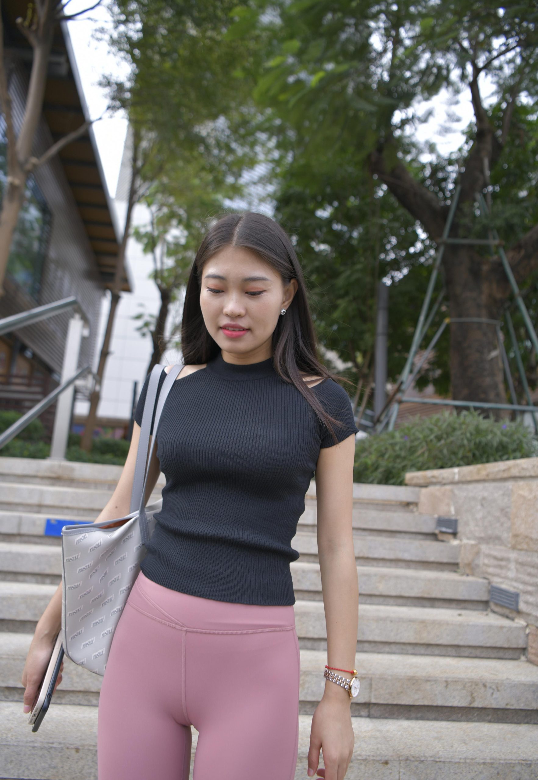 图片[2]-走在街头的瑜伽裤小女人 J1530 213P1V-9.18GB-小春日