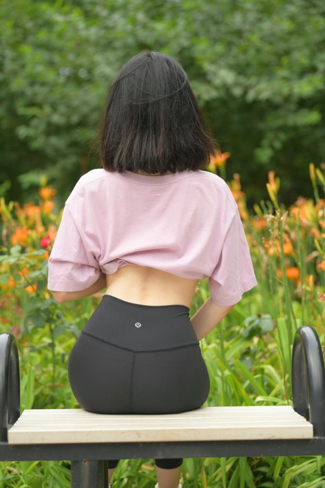 图片[2]-穿瑜伽裤打篮球的大三女孩J2198 463P1V-18.6GB-小春日