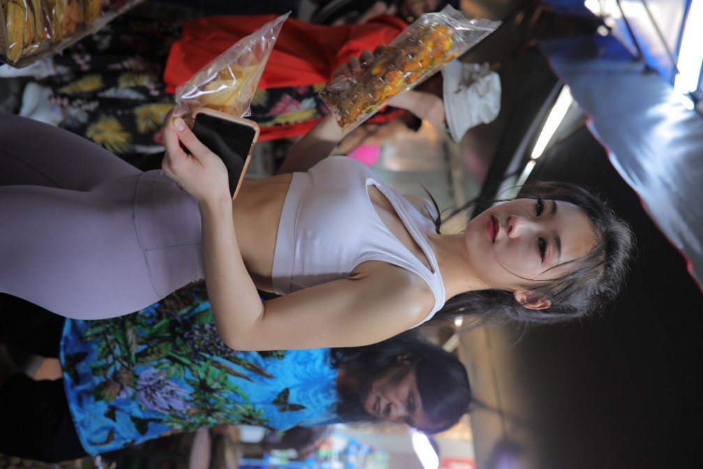 图片[6]-逛街的马尾辫瑜伽老师【556P】00016-小春日