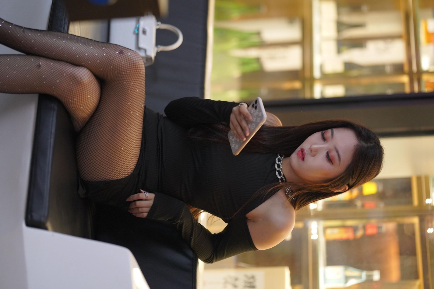 图片[5]-非常妩媚的网格丝袜女孩【186P】00037-小春日