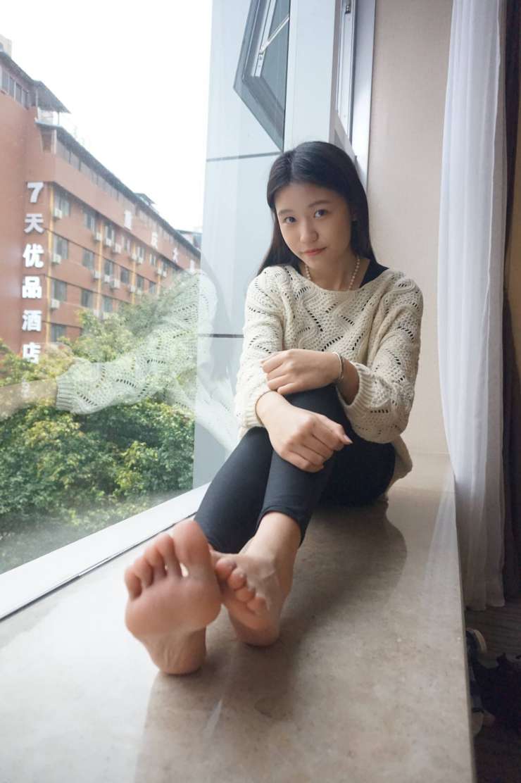 图片[3]-眼神很清澈的赤脚女孩【59P】20020-小春日