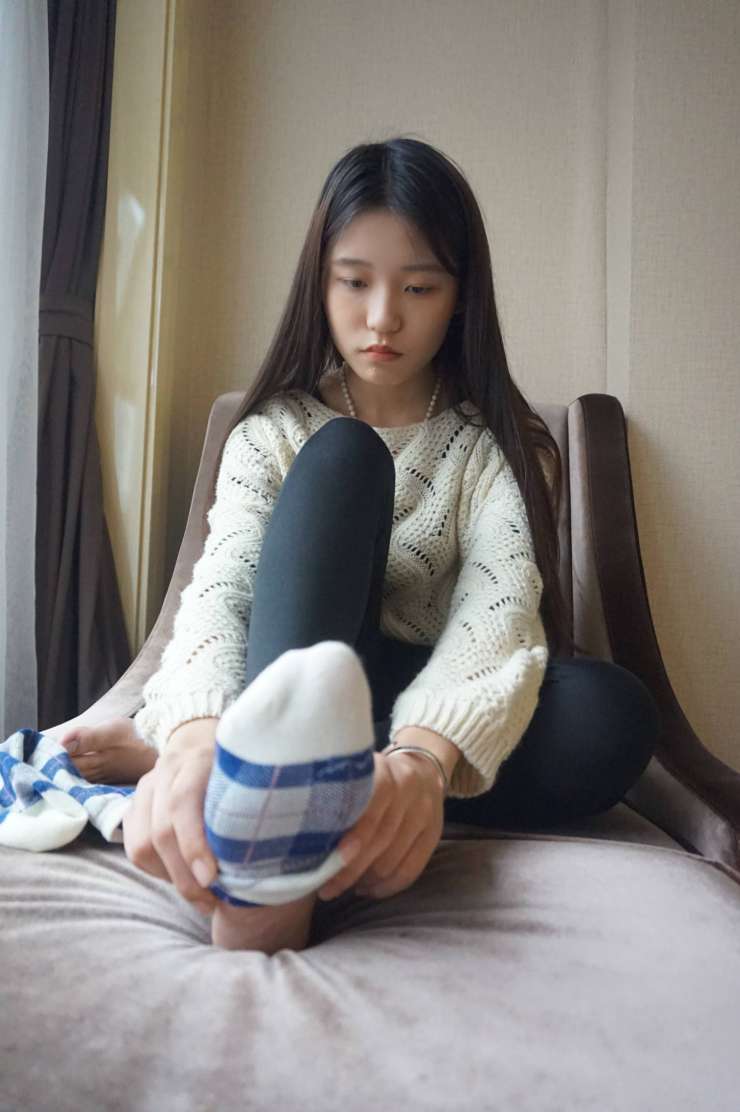 图片[5]-眼神很清澈的赤脚女孩【59P】20020-小春日