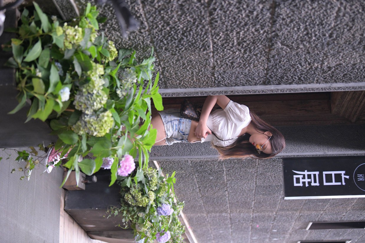 图片[3]-戴太阳镜的牛仔短裤紧身牛仔MM【167P】00021-小春日