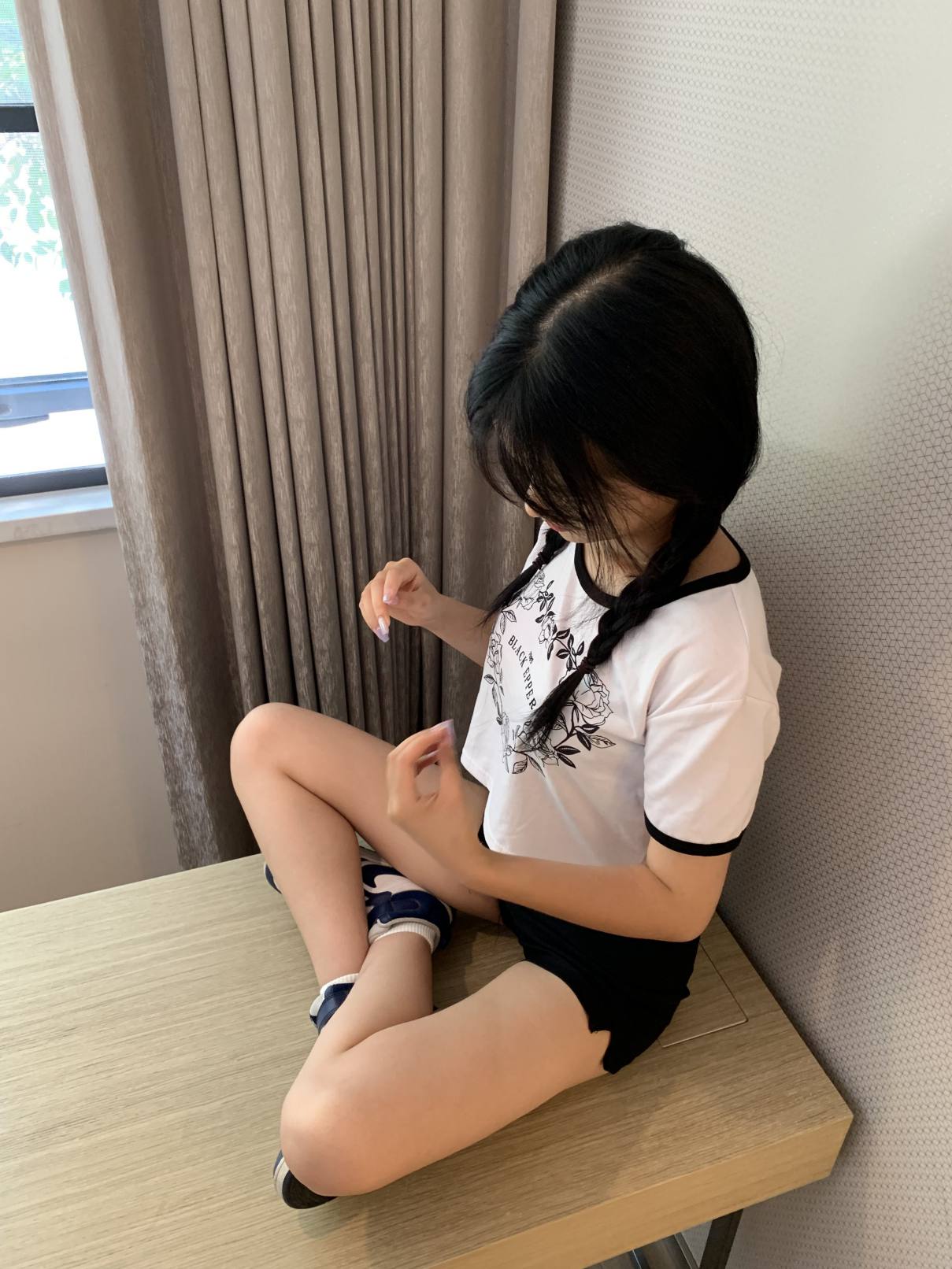 图片[4]-调皮的白袜女孩【149P】20017-小春日