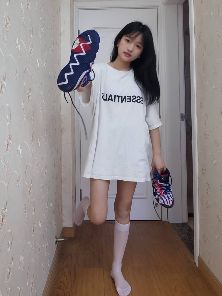 图片[5]-调皮的白袜女孩【149P】20017-小春日