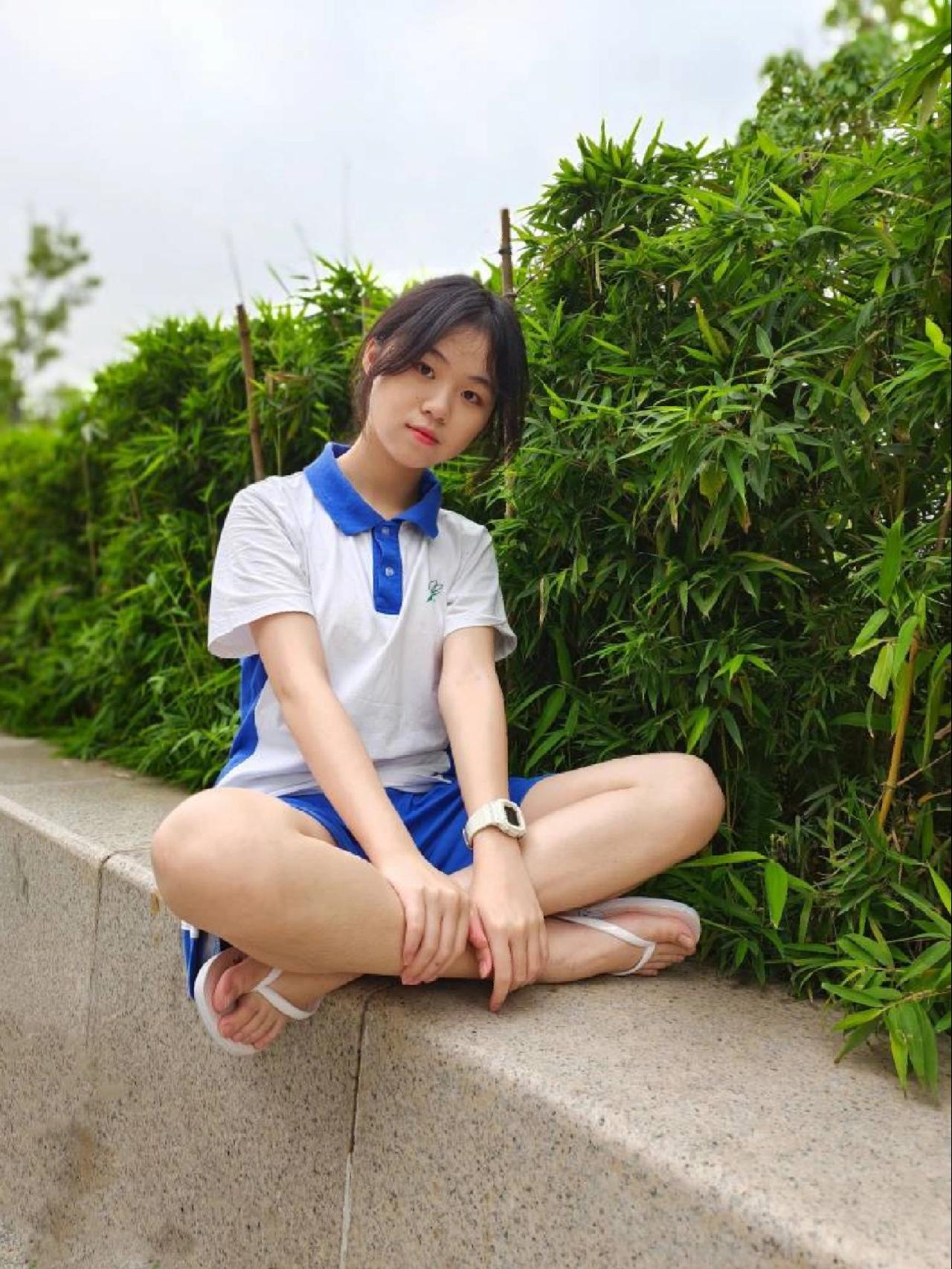 图片[1]-穿校服非常清纯的小姑娘【49P】20003-小春日