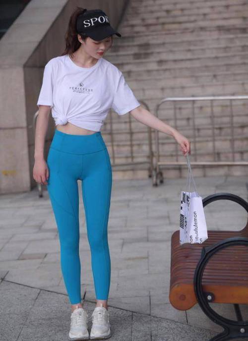 图片[3]-蓝色瑜伽裤阳光女孩J2095 611P1V-21.8GB-小春日