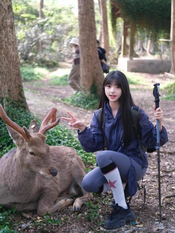 图片[5]-爱爬山的瑜伽裤MM，太甜美了！~-小春日