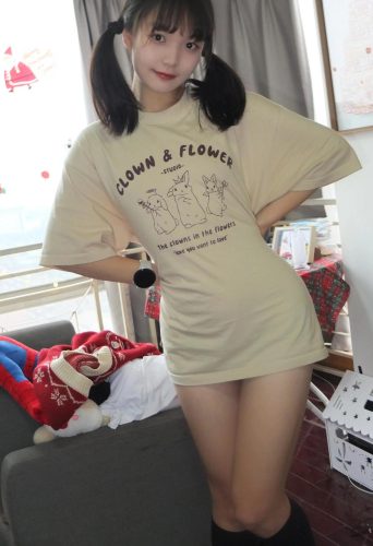 图片[10]-网格丝袜的清纯双马尾小姑娘-小春日